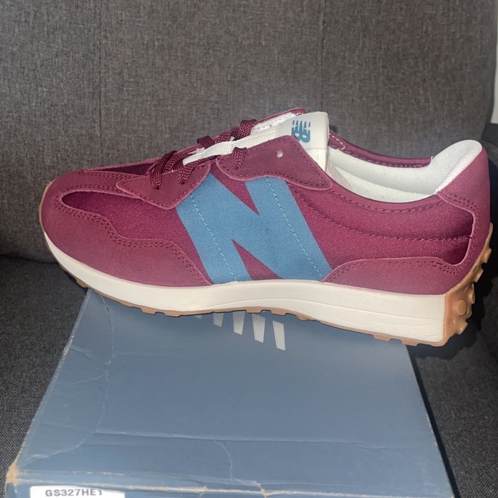 New balance size 7y